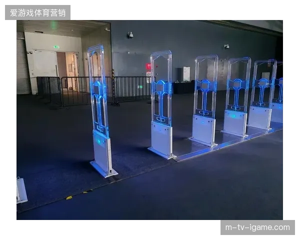 安检闸机流量监测失效导致场外排队积压，赛事安保执行标准与真实入场需求错配